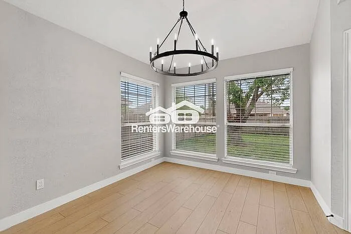 611 Orchard Ln — Photo 13