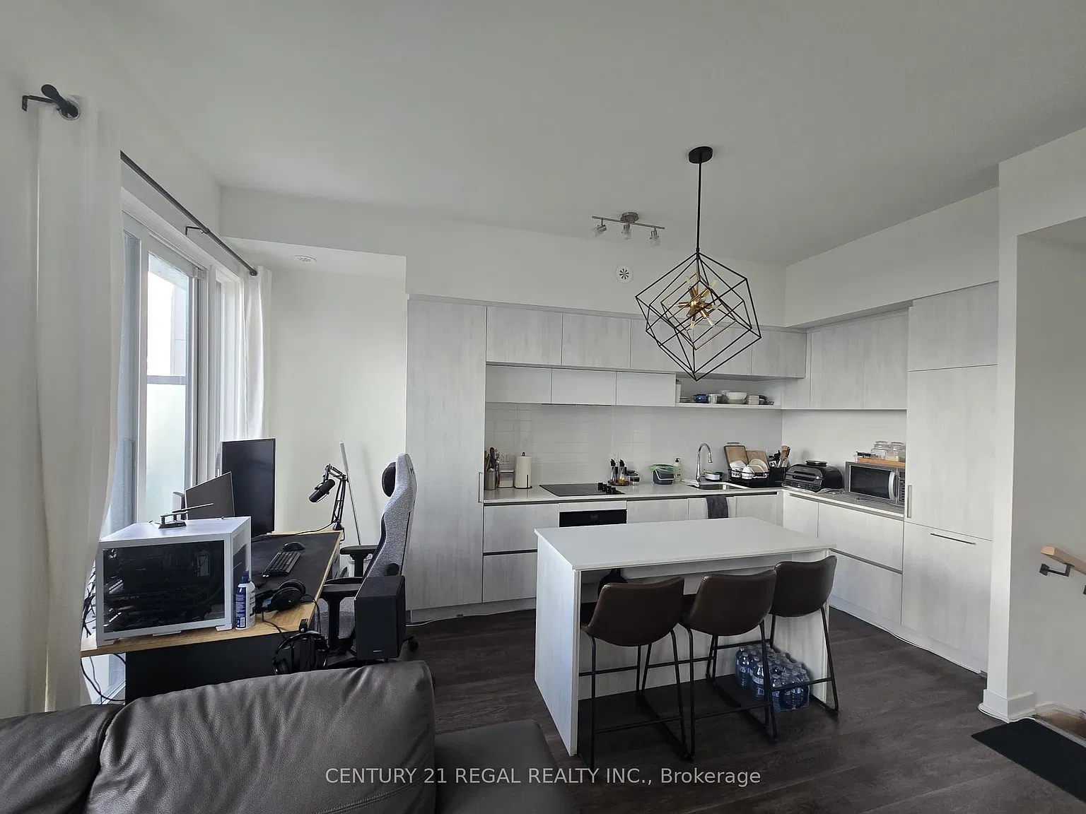 2 bed, $2,950 — Photo 3