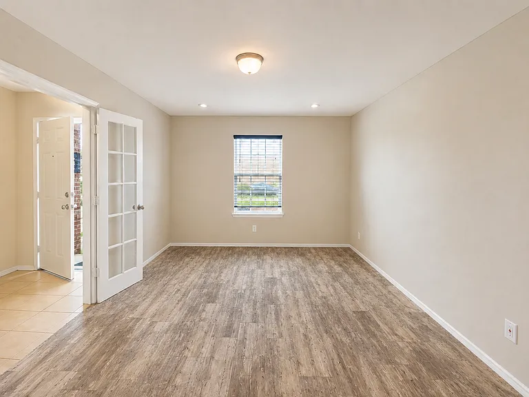 433 Magma Dr — Photo 6
