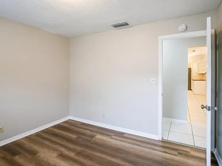 8623 NW 47th Dr — Photo 13