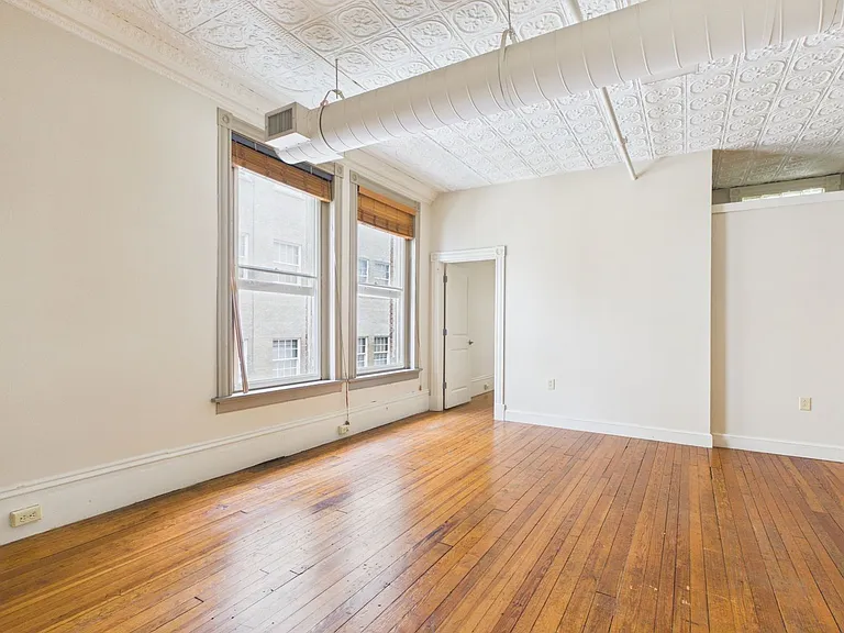 121 W Broad St #404 — Photo 19