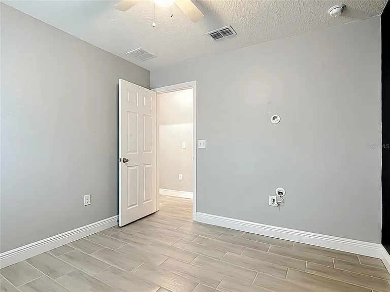 3040 Lakes Crest Ave — Photo 23