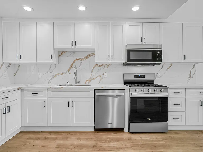 1410 Coronado Ave #8 — Photo 3