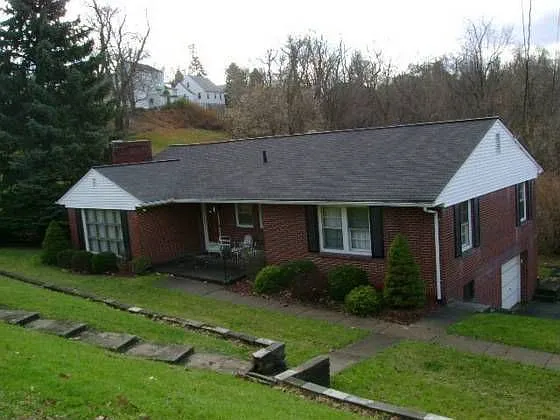 2 Poplar Ln photo 1