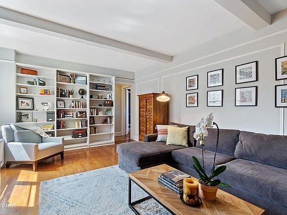 2nd image of 200 W 108th St APT 11C