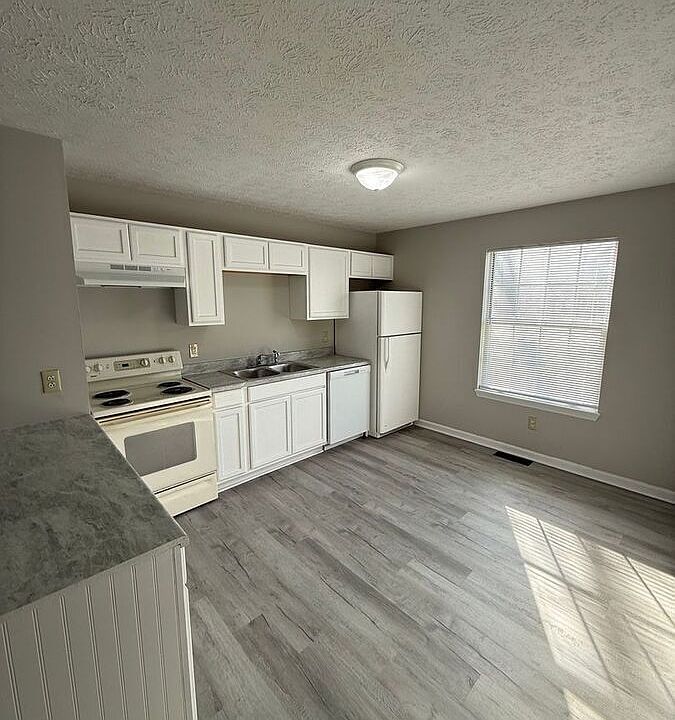1st image of 247 Centennial Ave #2-B
