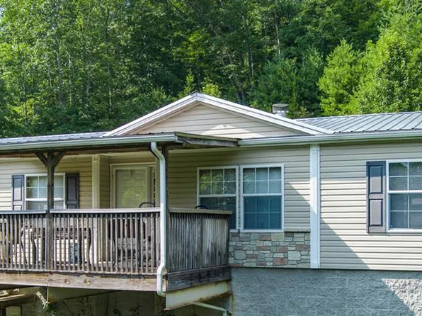 146 Cordell Miller Ln, Crawford, TN 38554