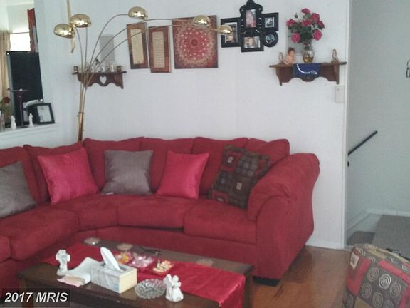 2nd image of 1725 Fountain Rock Way Unit D