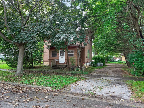 4th image of 1206 Sheldon St