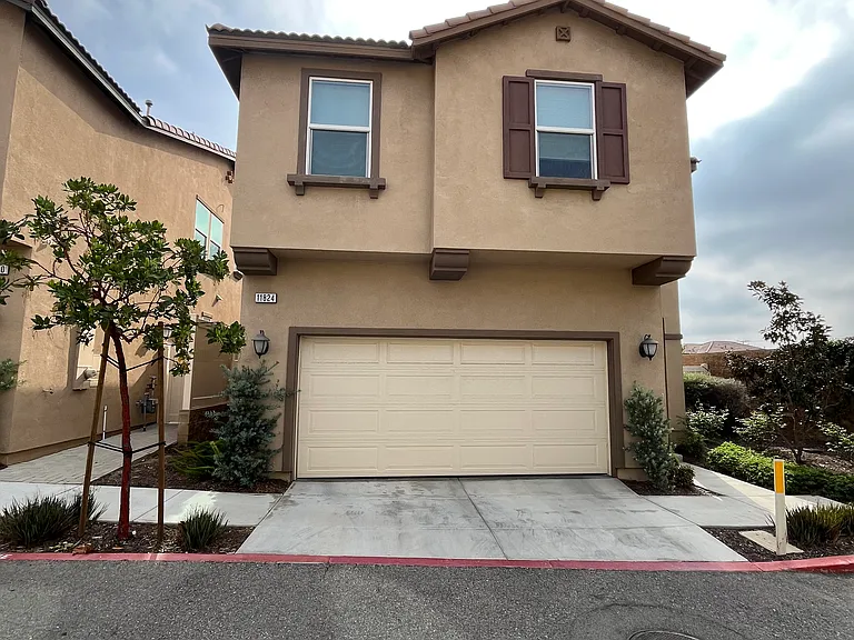 11824 Verona Ln — Photo 1