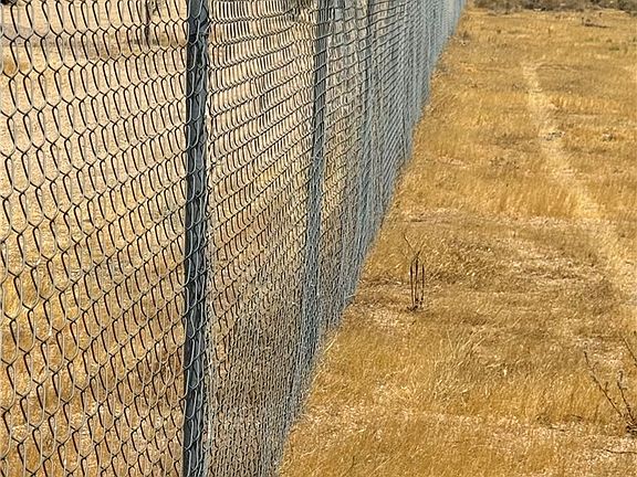 4th image of 27824-27826 Clark Rd