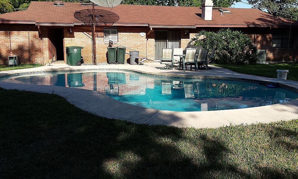 2nd image of 12516 Remler Dr W