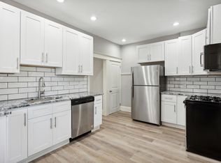 216 Fairview Rd, Crum Lynne, PA 19022