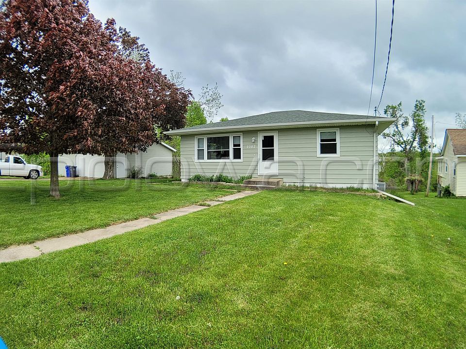 1st image of 2082 High Dr SE