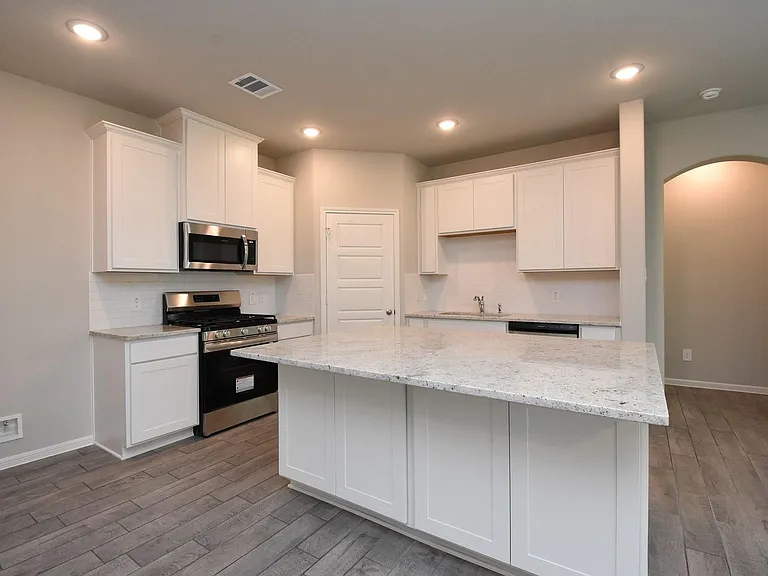 2128 Port Jackson Dr — Photo 17