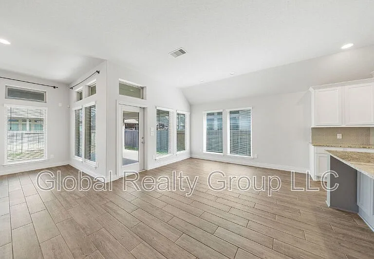 2981 Grove Way — Photo 19