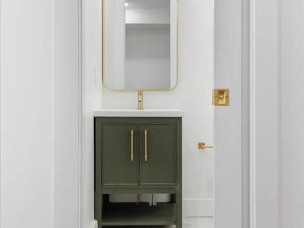 100 Webster Avenue image 12 of 32