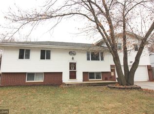 261 Twilite Ter, Circle Pines, MN 55014