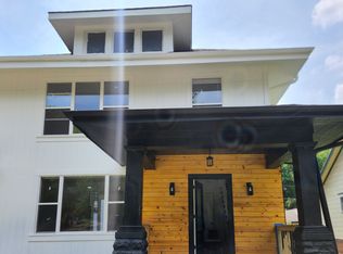 2422 Felix St, Saint Joseph, MO 64501