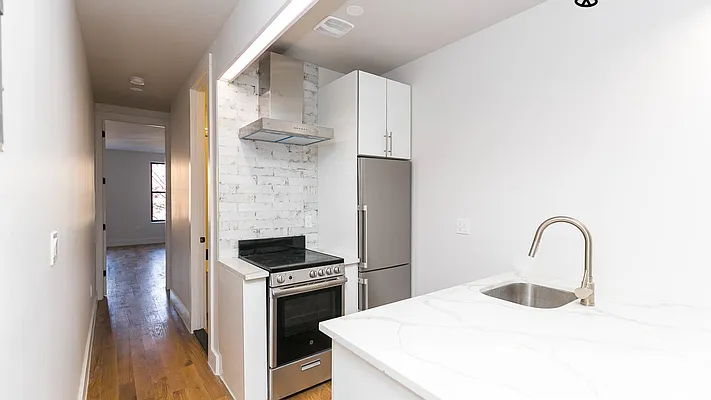Rented by Nooklyn NYC LLC | media 16