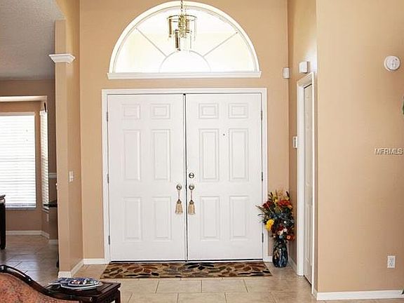 3rd image of 5928 Coveview Dr W