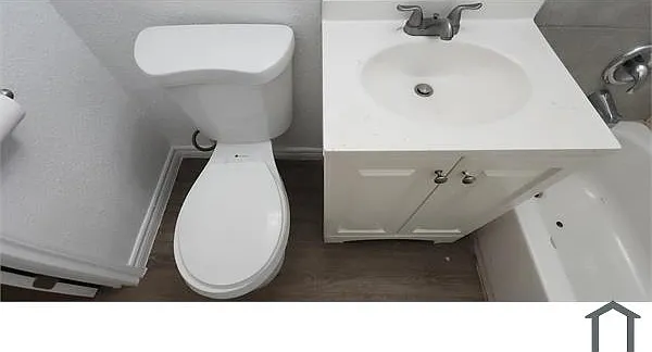 1 bed, 500 sqft, $1,095 — Photo 3