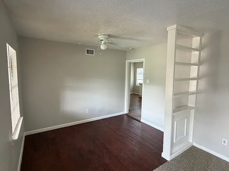12136 Bellafonte Dr — Photo 3