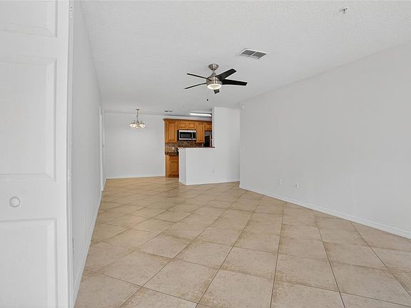 3rd image of 4364 S Kirkman Rd Unit 307