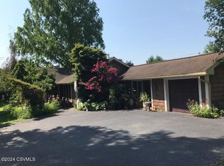 915 College Ct, Lewisburg, PA 17837