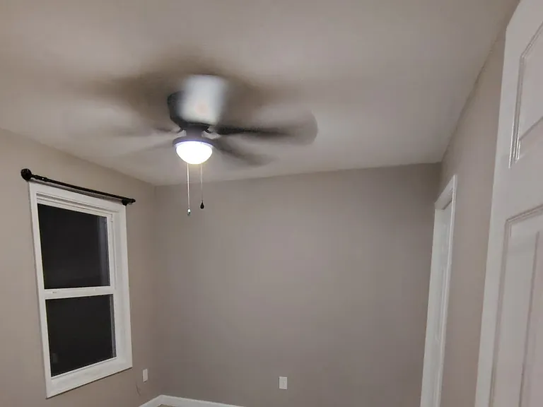 110 S Highland Ave #2 — Photo 3
