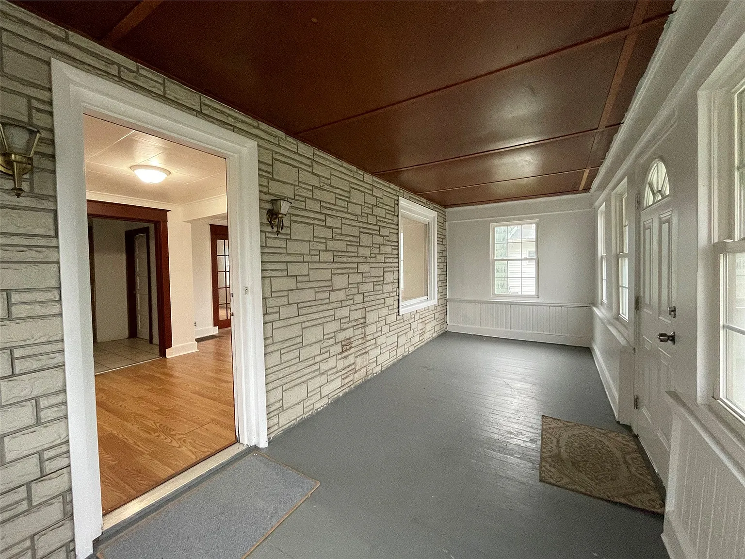 3 bed, 1.5 bath, 1932 sqft, $1,850 — Photo 4