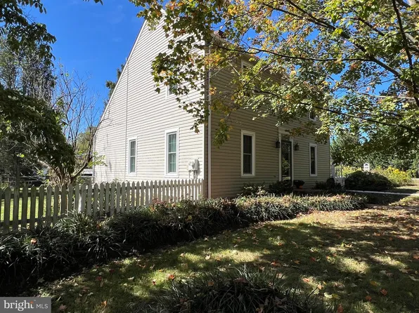 1360 Mummasburg Rd, Gettysburg, PA 17325