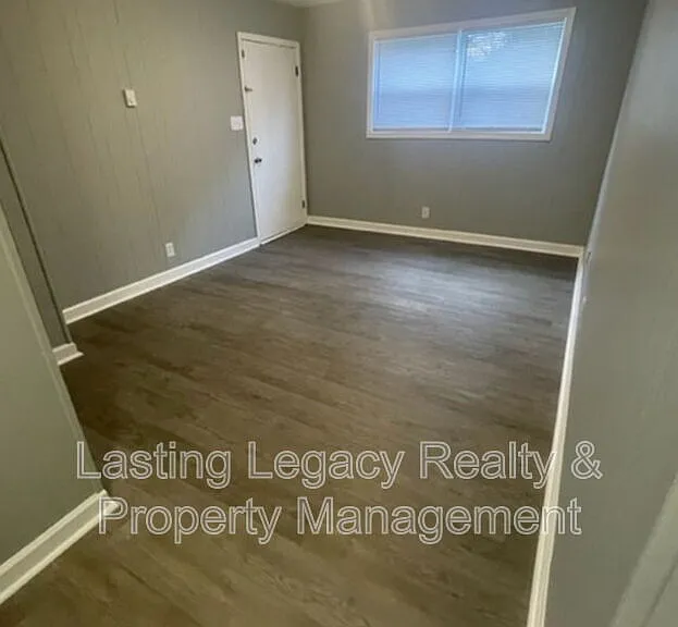 1130 Conley St #A — Photo 5