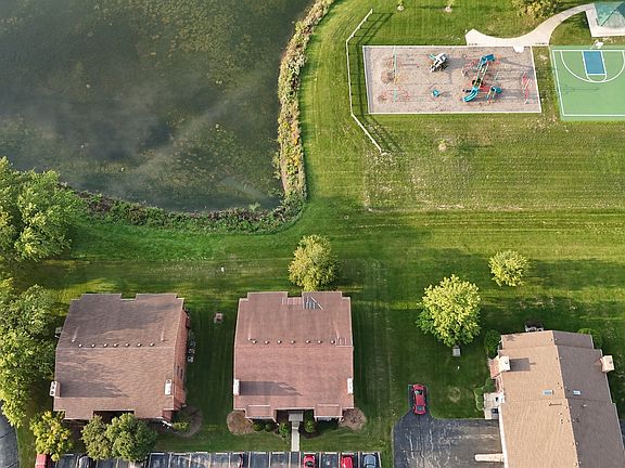4th image of 9900 Treetop Dr APT 2E