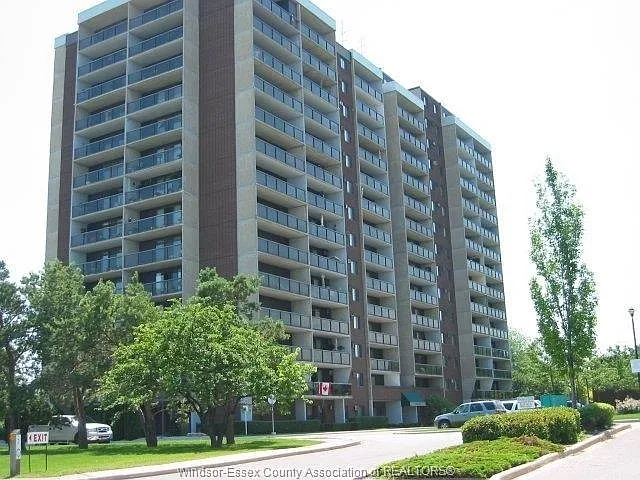 9099 Riverside Dr E #1401W — Photo 2