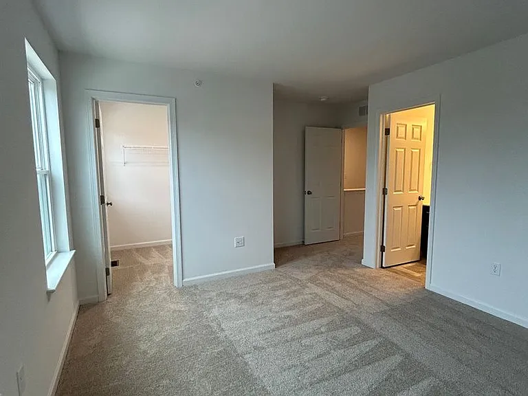 12 Meredith Way — Photo 15