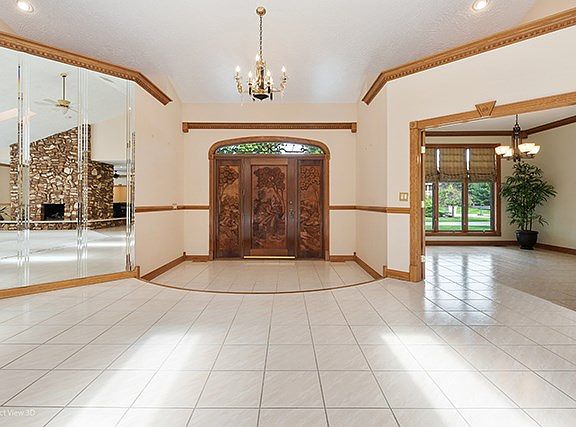 4th image of 20359 W Buckthorn Ct