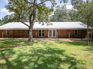 97 Indian Creek Rd, Wiggins, MS 39577
