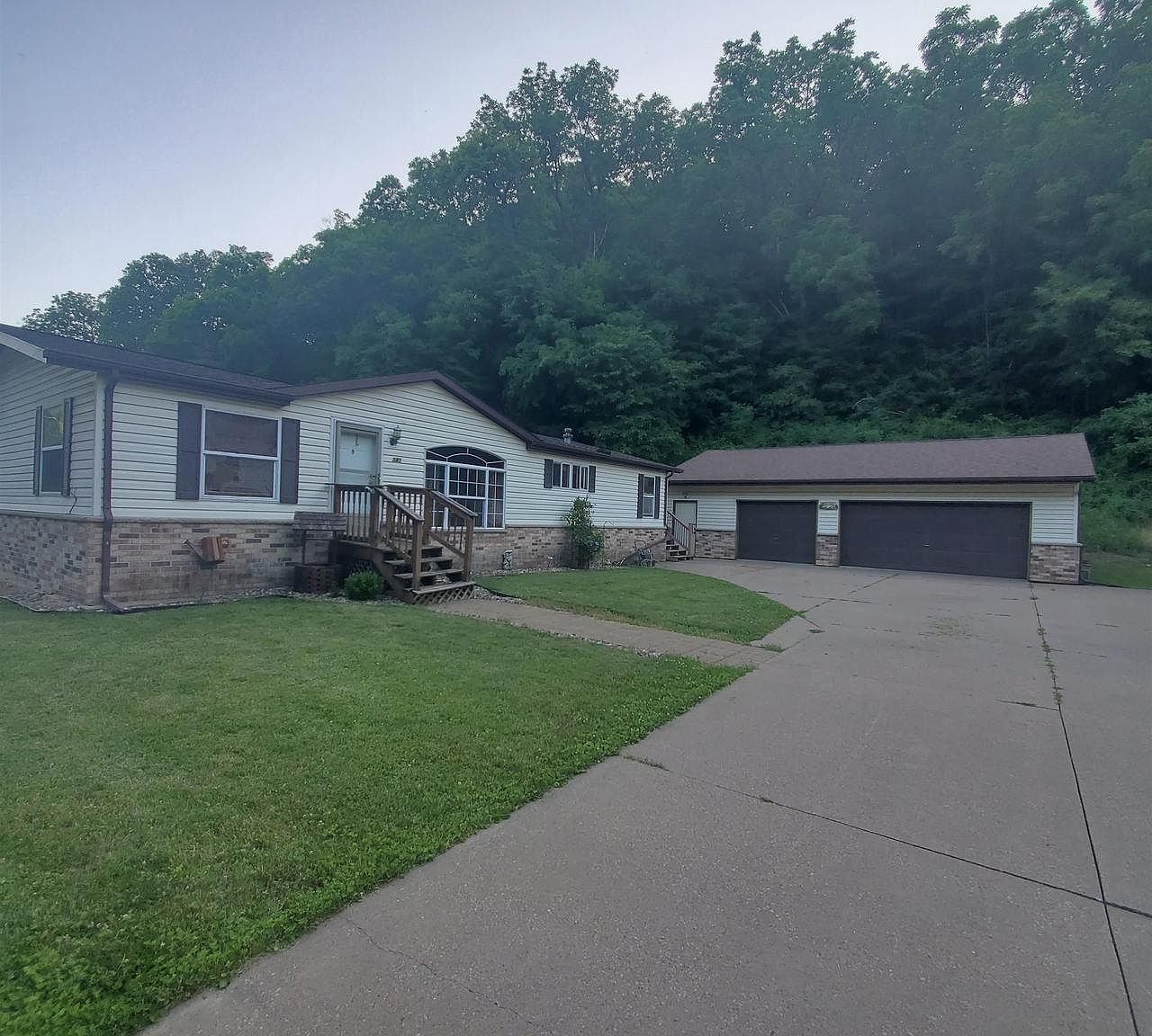 145 South Main Street, Potosi, WI 53820 Zillow