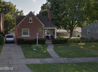 20420 Washtenaw St, Harper Woods, MI 48225