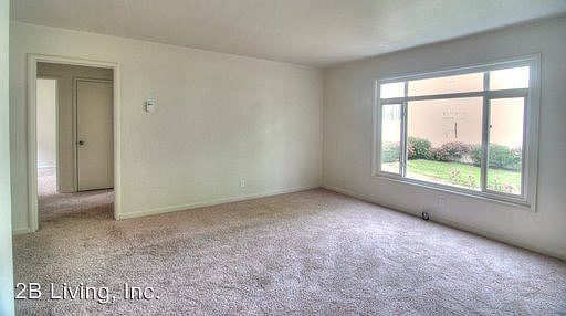 4th image of 970 Magnolia Ave