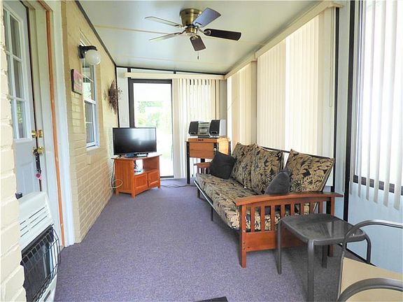 5th image of 705 McArthur Dr