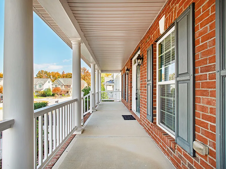 2707 Abruzzo Dr — Photo 4