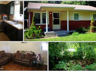 10906 Dezern Ave, Fairdale, KY 40118