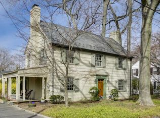 75 Thayer Rd, Manhasset, NY 11030