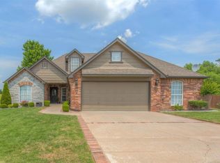 9903 E 100th Pl N, Owasso, OK 74055
