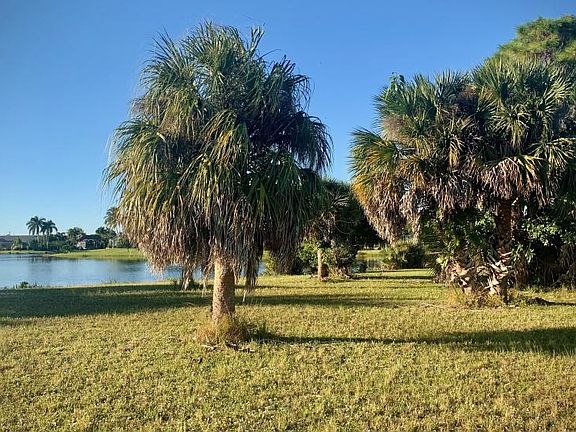 5th image of 16451 Cape Horn Blvd