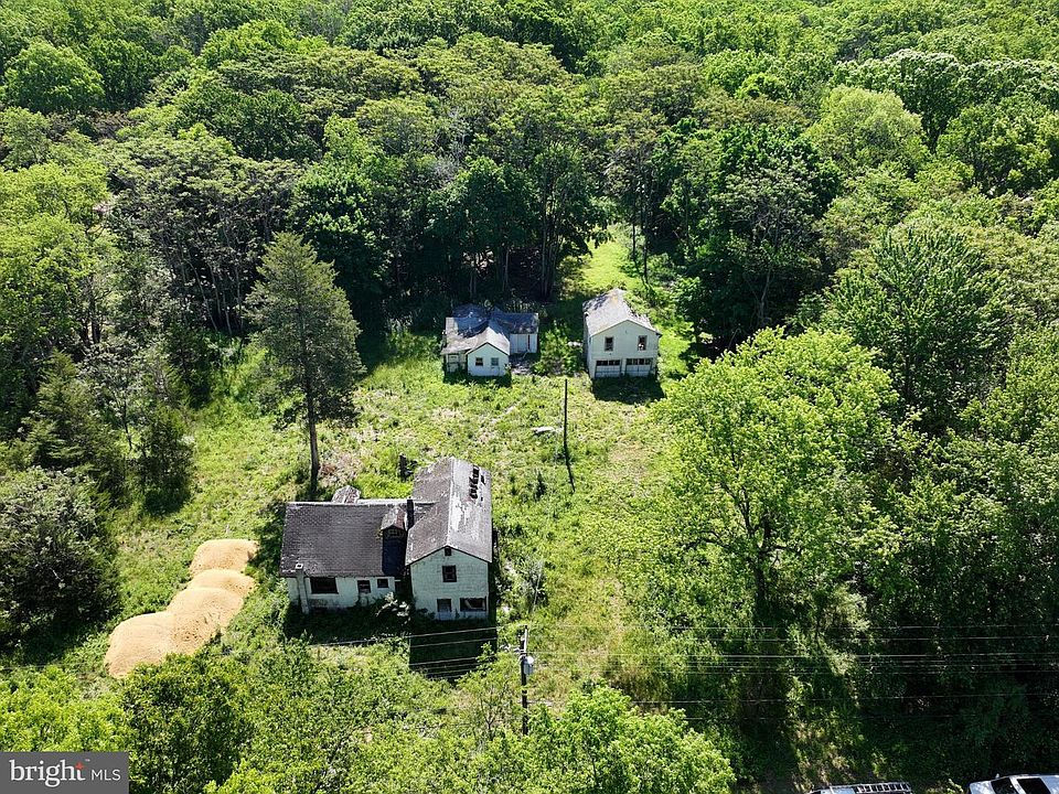 1st image of 228 Lorraine Ave