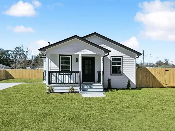 587 W Easy St, Destrehan, LA 70047