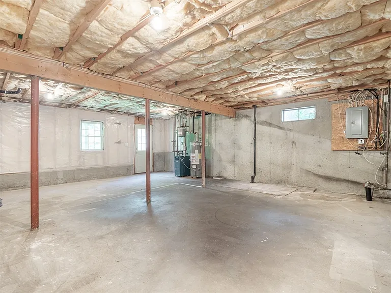 90A Loxwood St — Photo 39